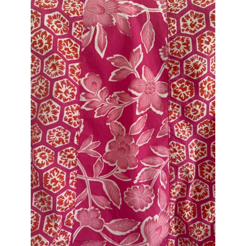 Floral Pink A-Line Skirt With Honeycomb Pattern By A.M.I. Size 10 Cotton & Spand